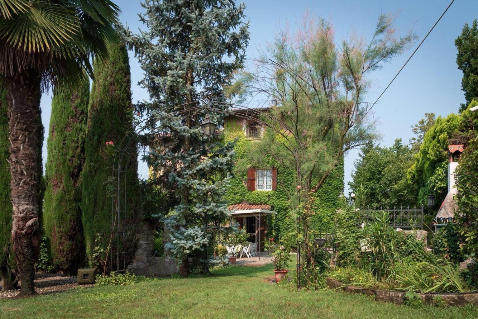 Torre De Salis Bed & Breakfast Gussago ภายนอก รูปภาพ